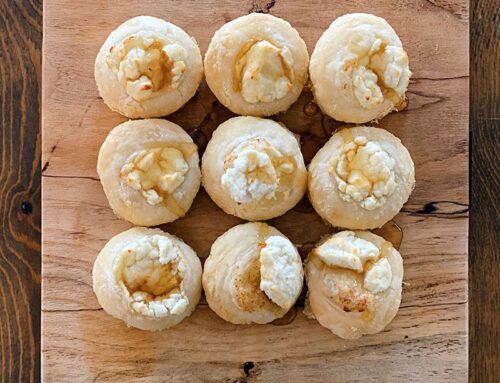 EASY GOAT CHEESE AND HONEY BITES RECIPE