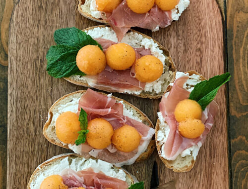 PROSCIUTTO AND MELON CROSTINI