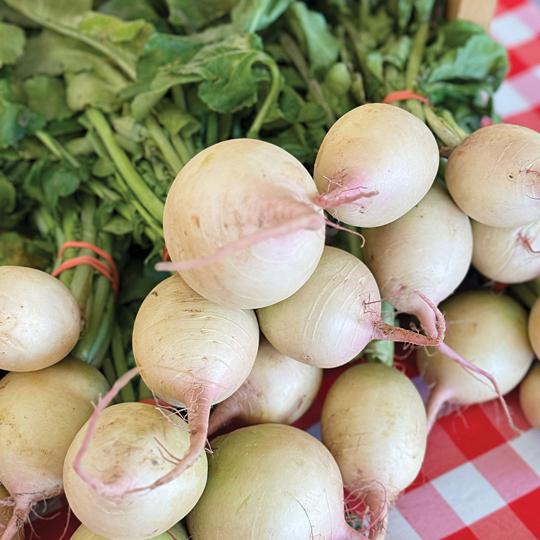 EATING SEASONALLY IS A SNAP - Dallas Farmers Market