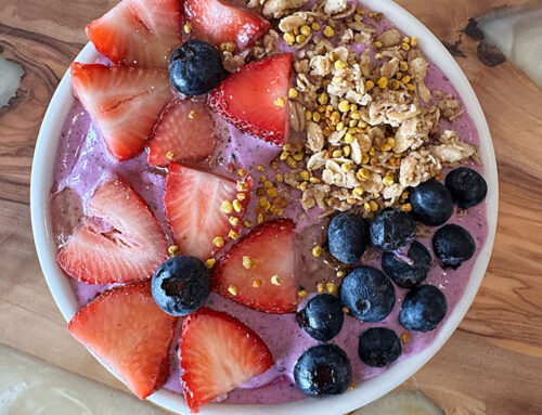 SEASONAL EATING: BOWLS EDITION – STRAWBERRY ACAI BOWL